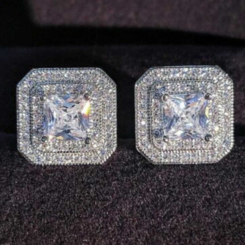 New Sterling silver diamond stud earrings